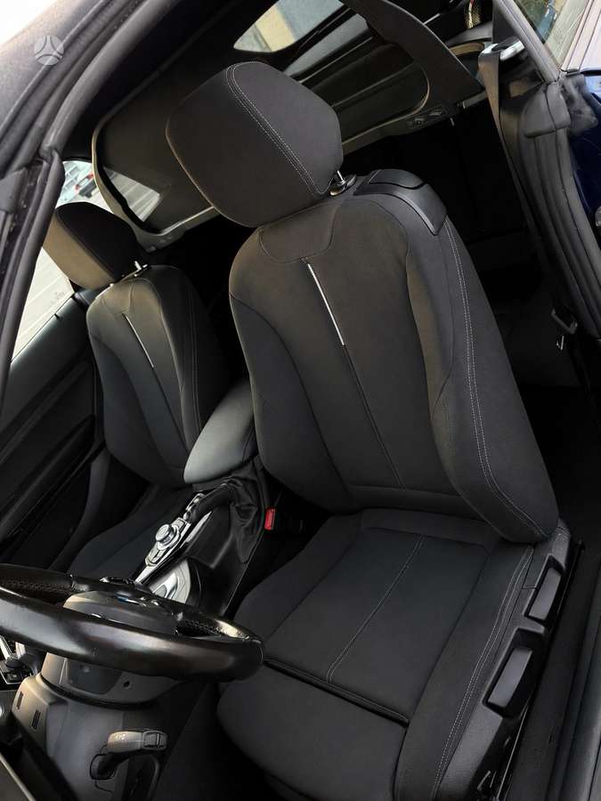 BMW 220, 2.0 l., convertible