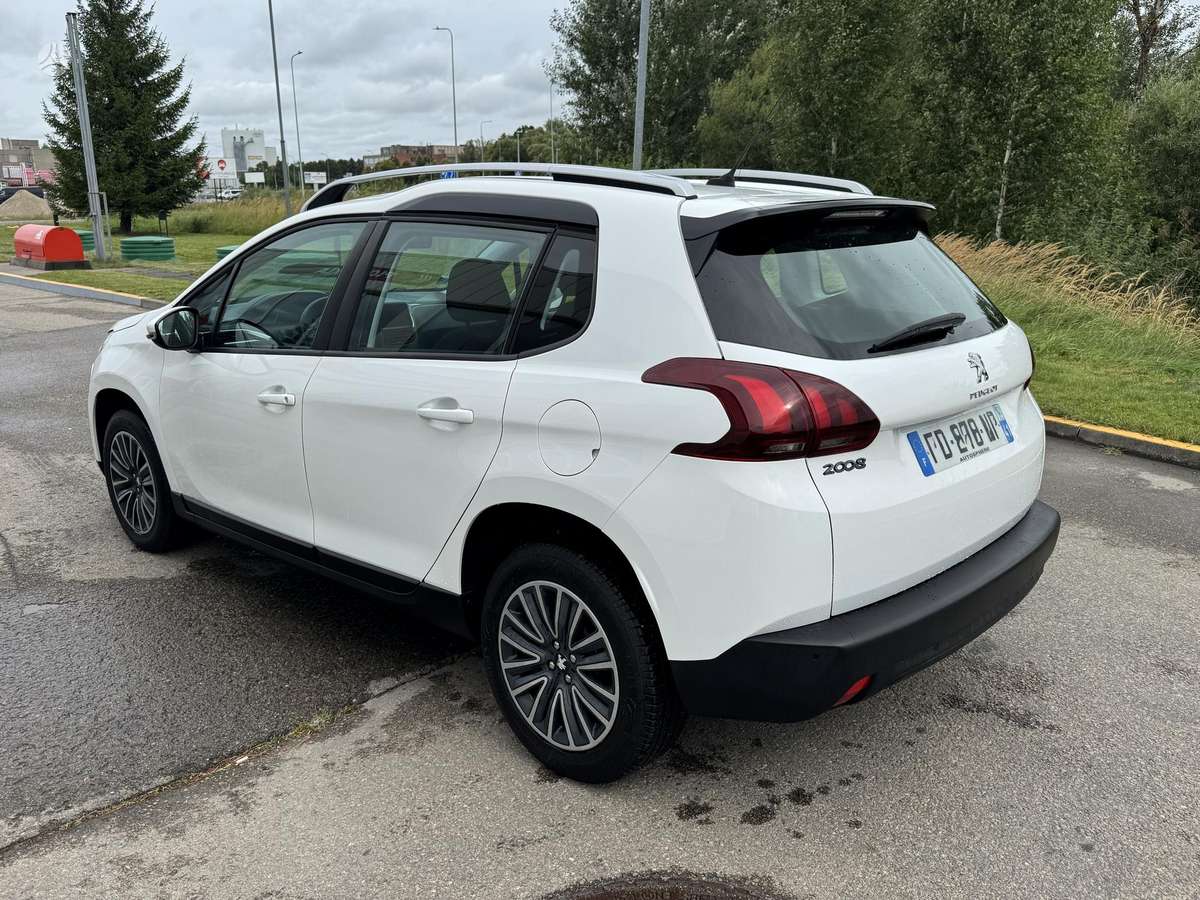 Peugeot 2008 - 3