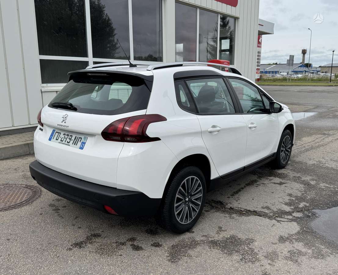 Peugeot 2008 - 4