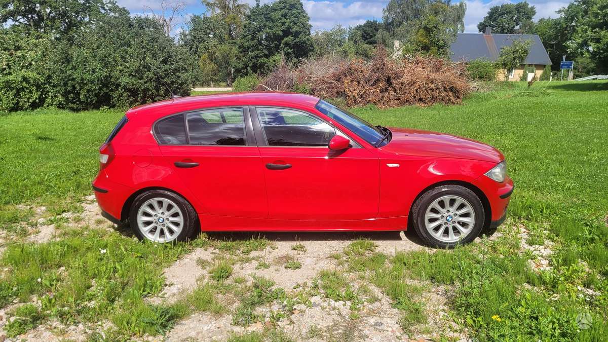 BMW 116, 1.6 l., Хэтчбек