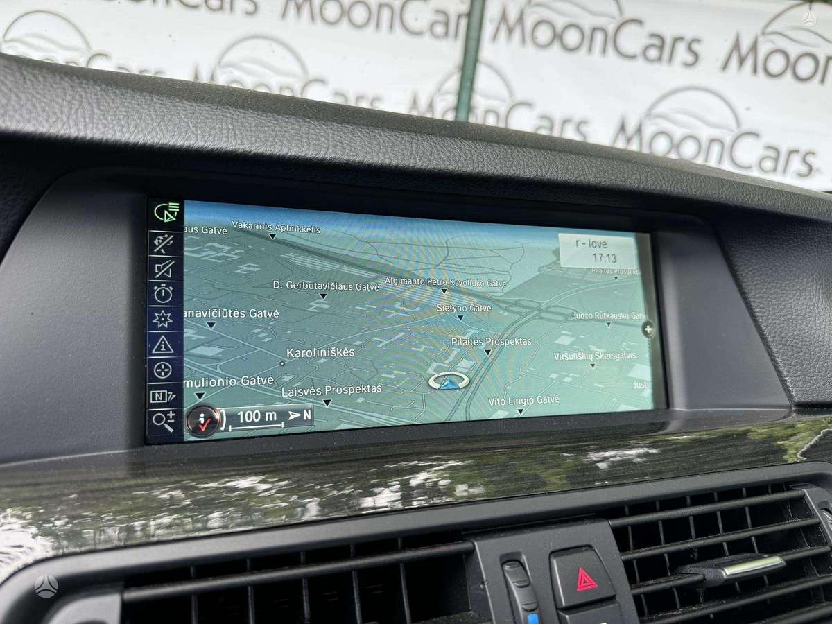 BMW 550, 4.4 l., Седан