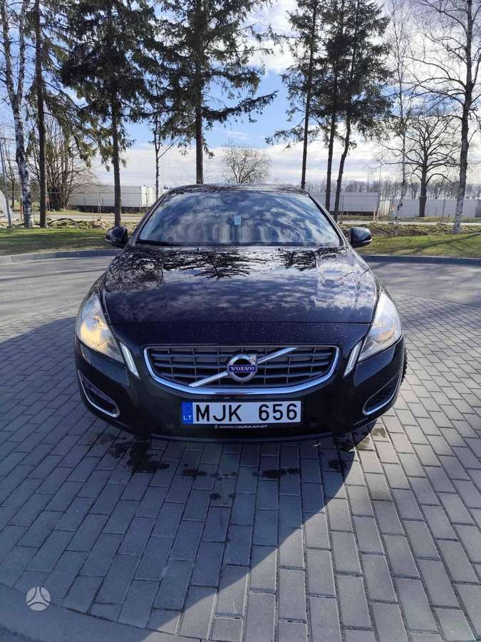Volvo S60, 1.6 l., Седан