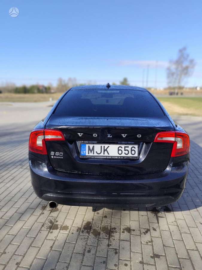 Volvo S60 - 4