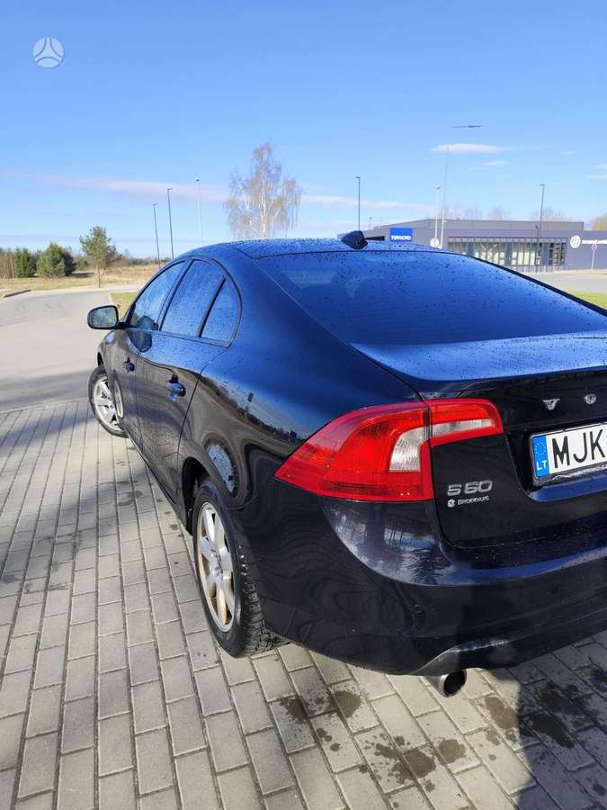 Volvo S60, 1.6 l., Седан