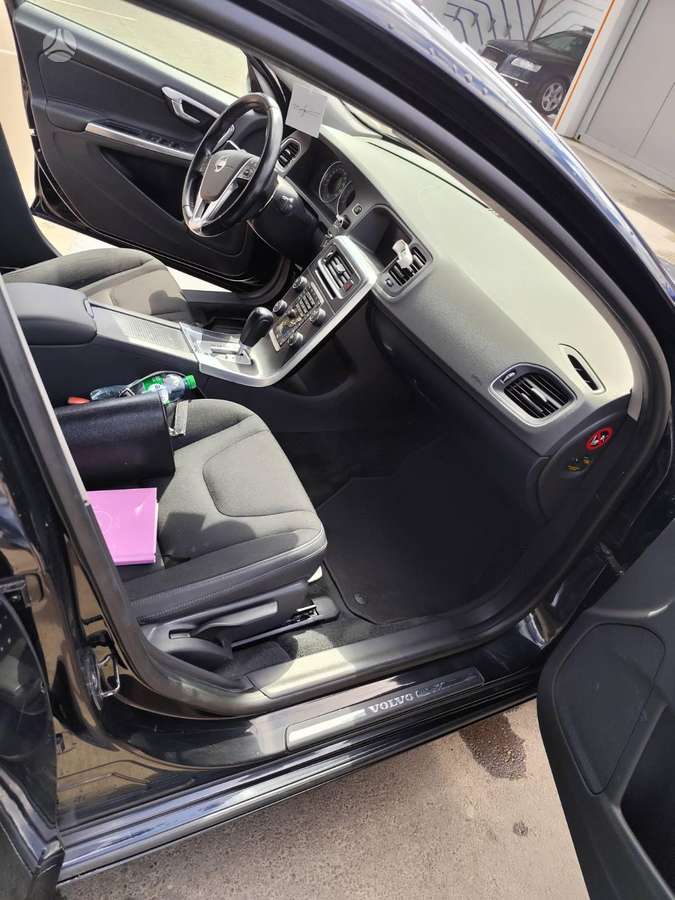 Volvo S60, 1.6 l., Седан