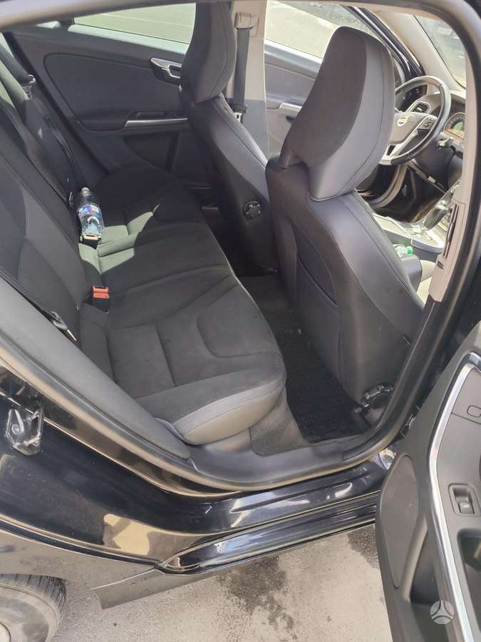 Volvo S60, 1.6 l., Седан