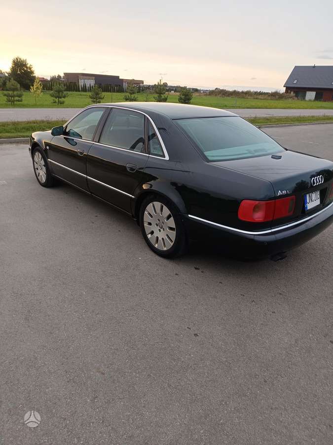 Audi A8 L, 4.2 l., Седан
