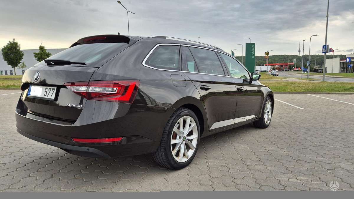 Skoda Superb, 2.0 l., Универсал