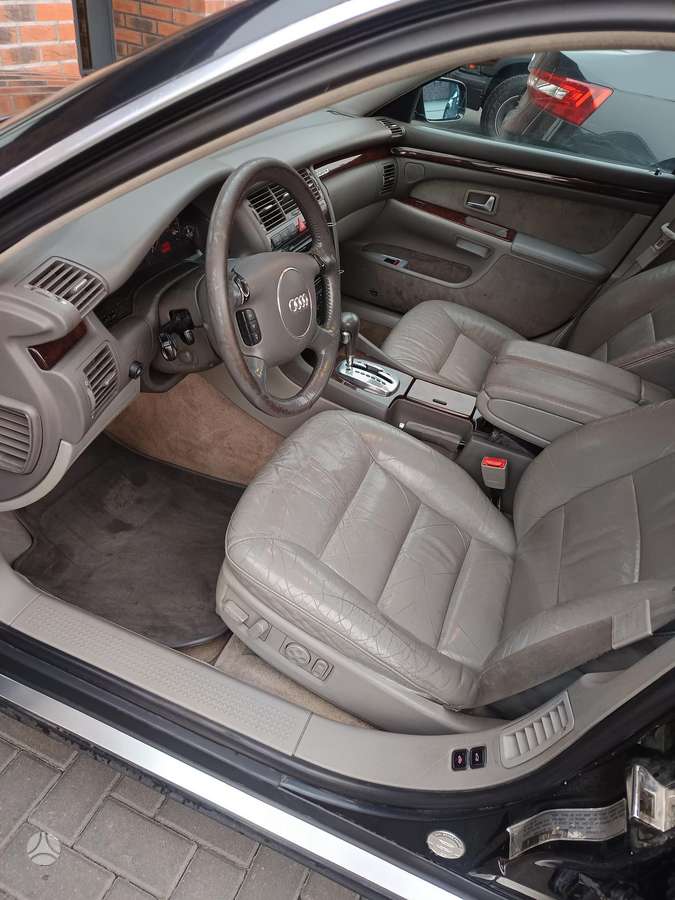 Audi A8 L, 4.2 l., Седан