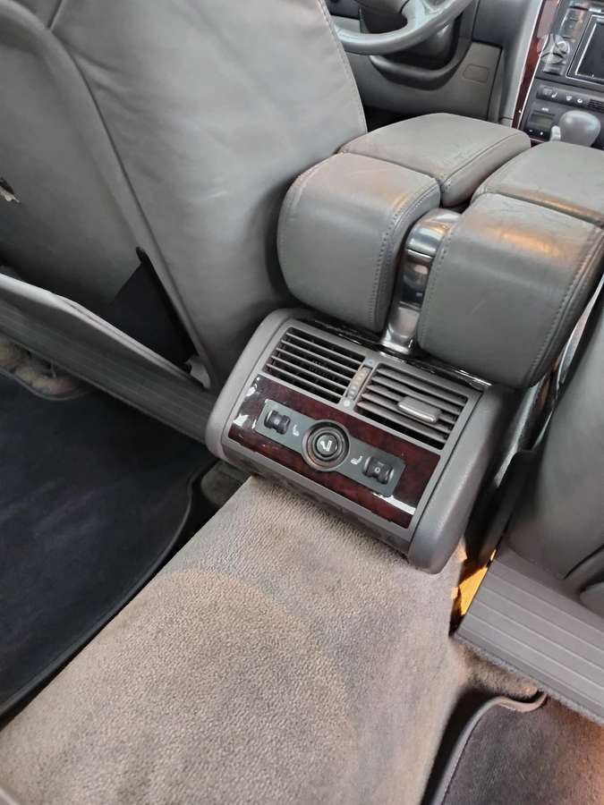 Audi A8 L, 4.2 l., Седан