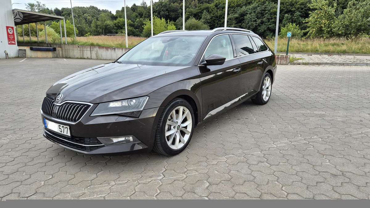 Skoda Superb, 2.0 l., wagon