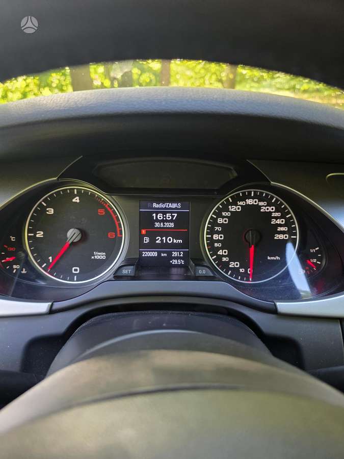 Audi A4, 2.0 l., universalas