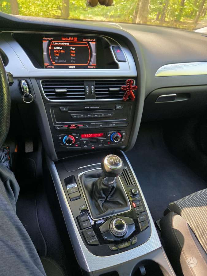 Audi A4, 2.0 l., Универсал
