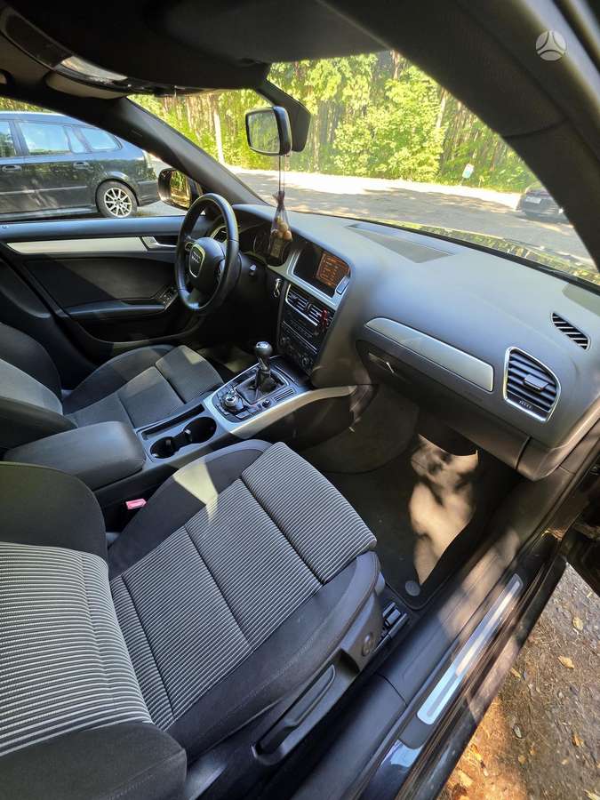 Audi A4, 2.0 l., Универсал