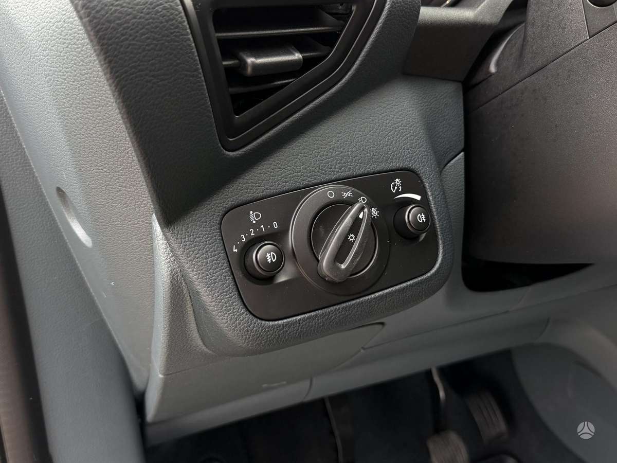 Ford C-MAX, 1.0 l., Минивэн