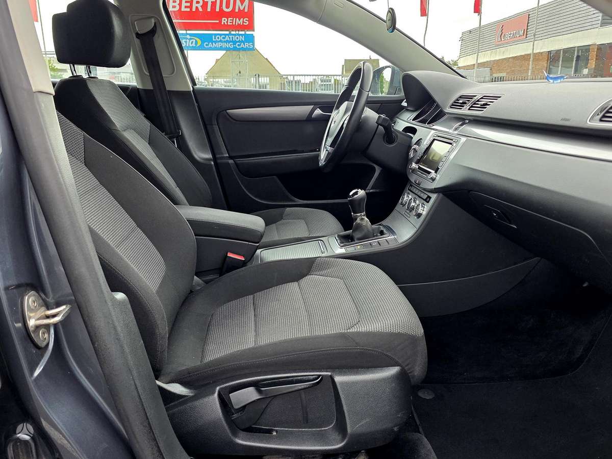 Volkswagen Passat, 2.0 l., Универсал