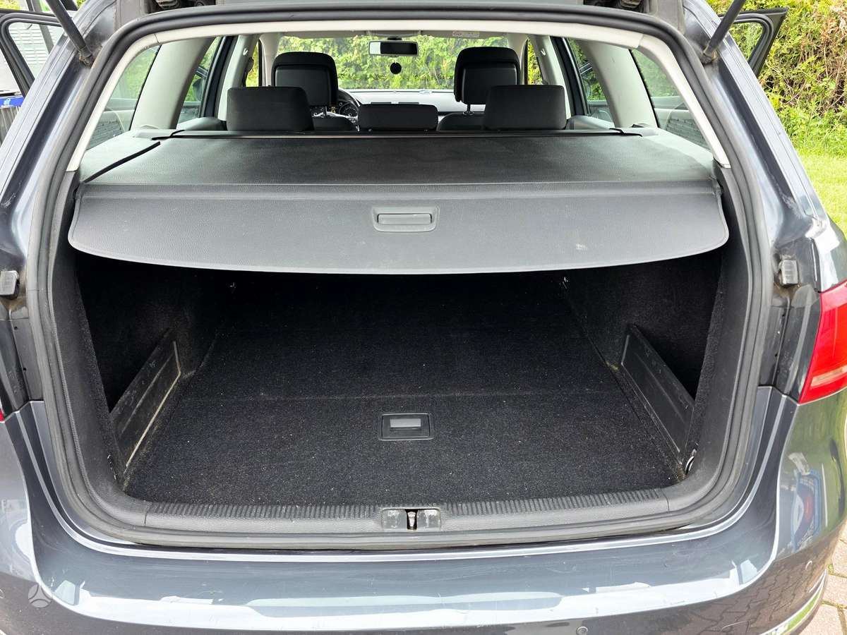 Volkswagen Passat, 2.0 l., Универсал