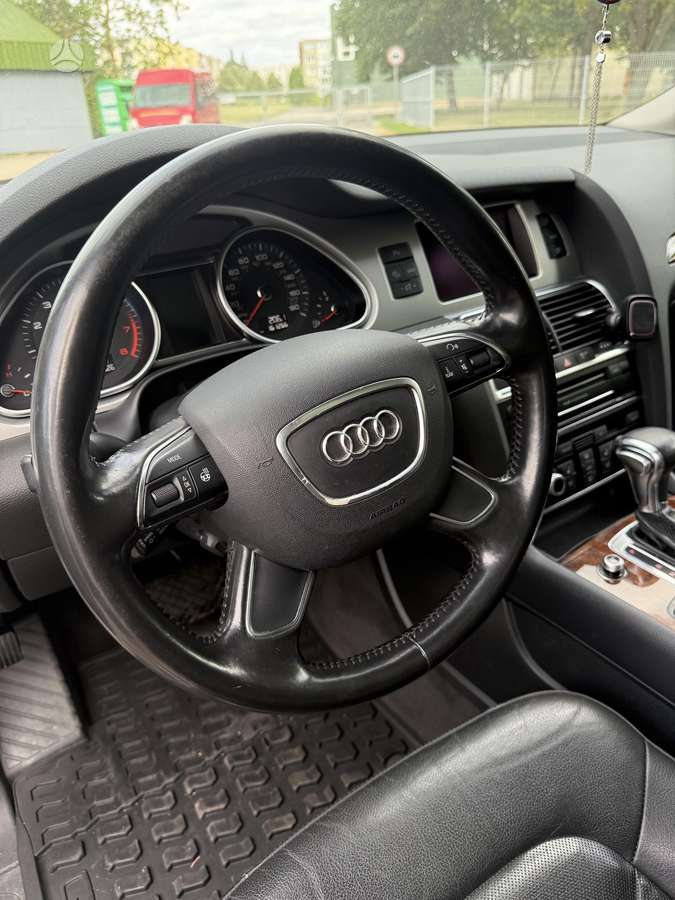 Audi Q7, 3.0 l., universalas