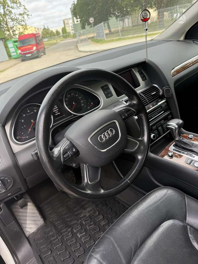 Audi Q7, 3.0 l., universalas