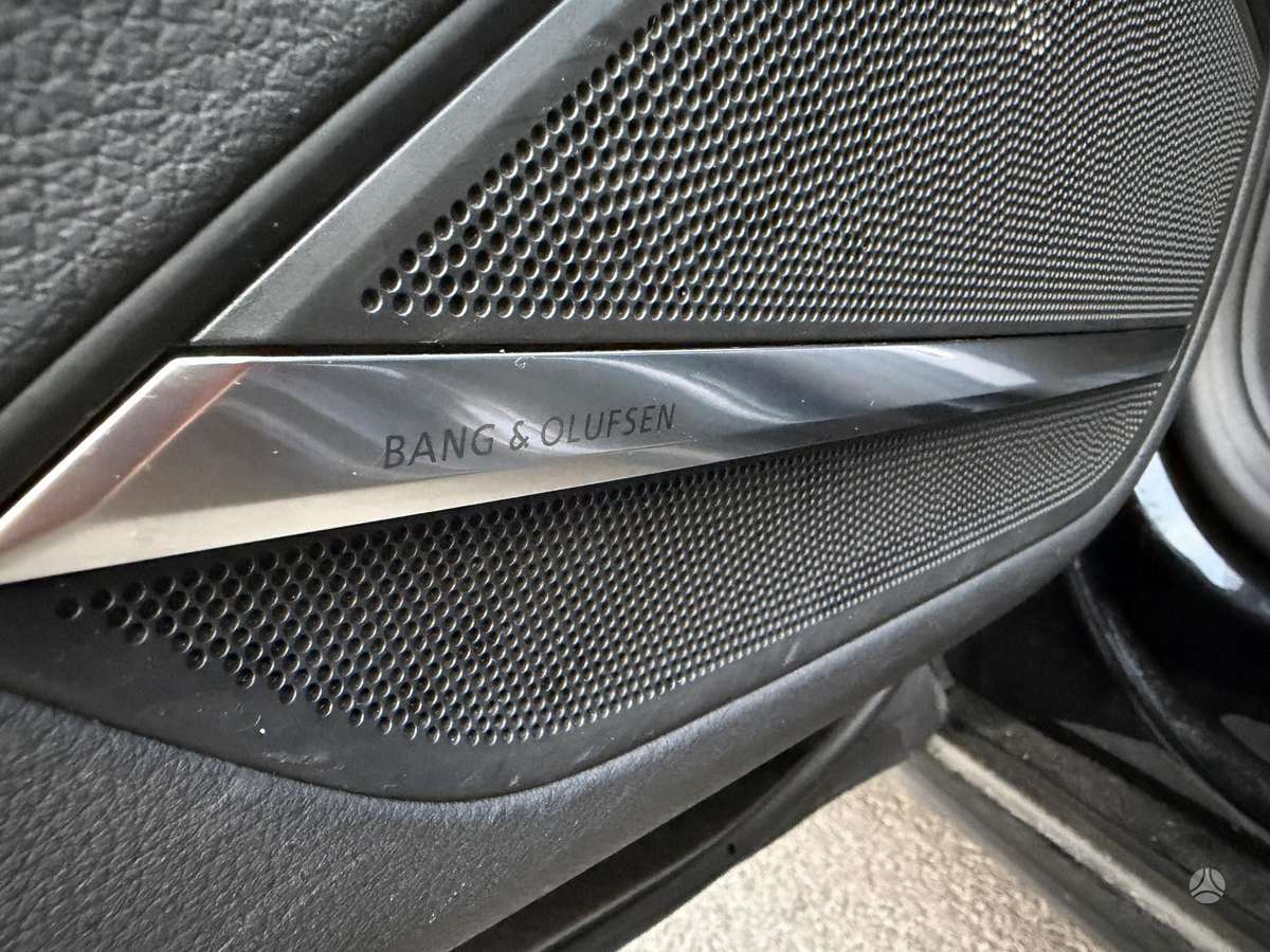 Audi A8, 3.0 l., Седан
