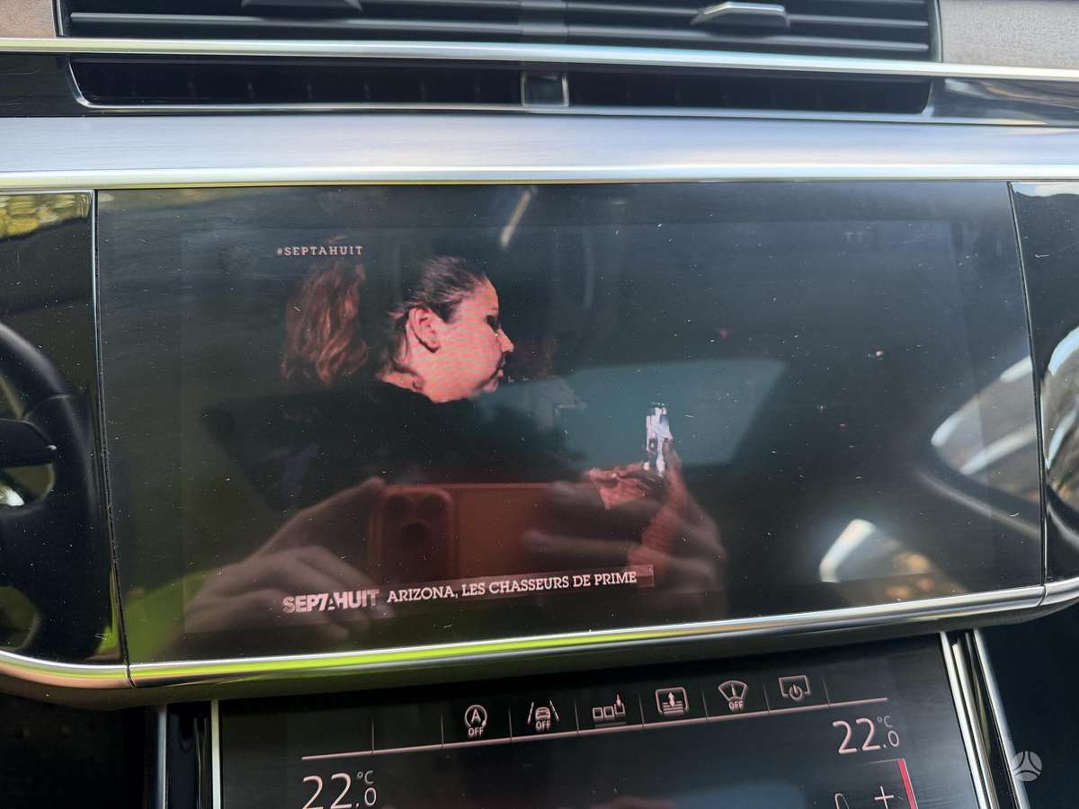 Audi A8, 3.0 l., Седан