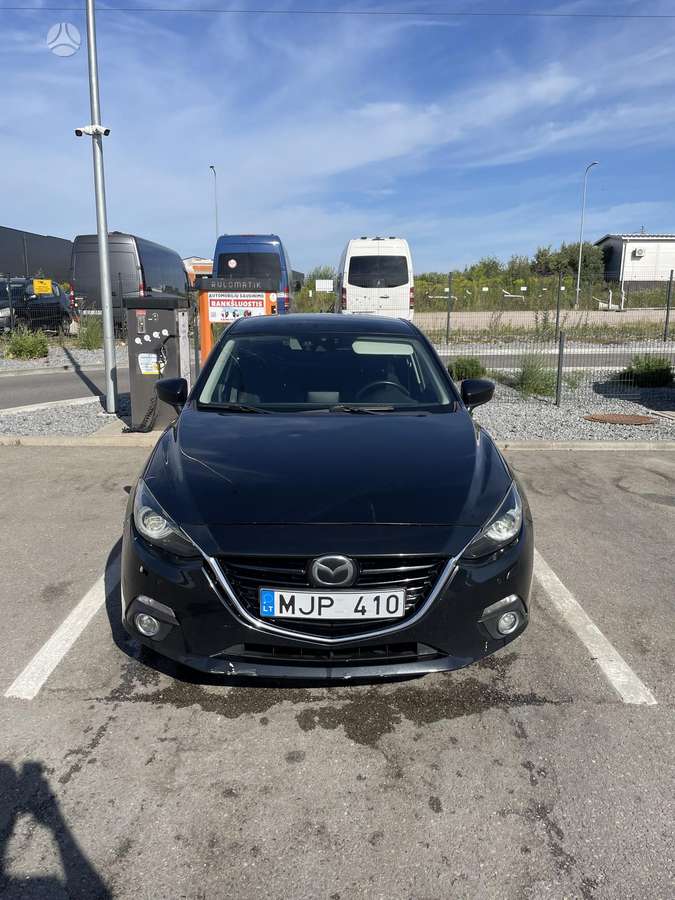 Mazda 3, 1.5 l., hatchback