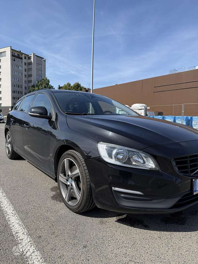 Volvo V60 - 1