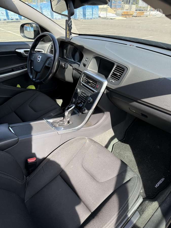 Volvo V60 - 9