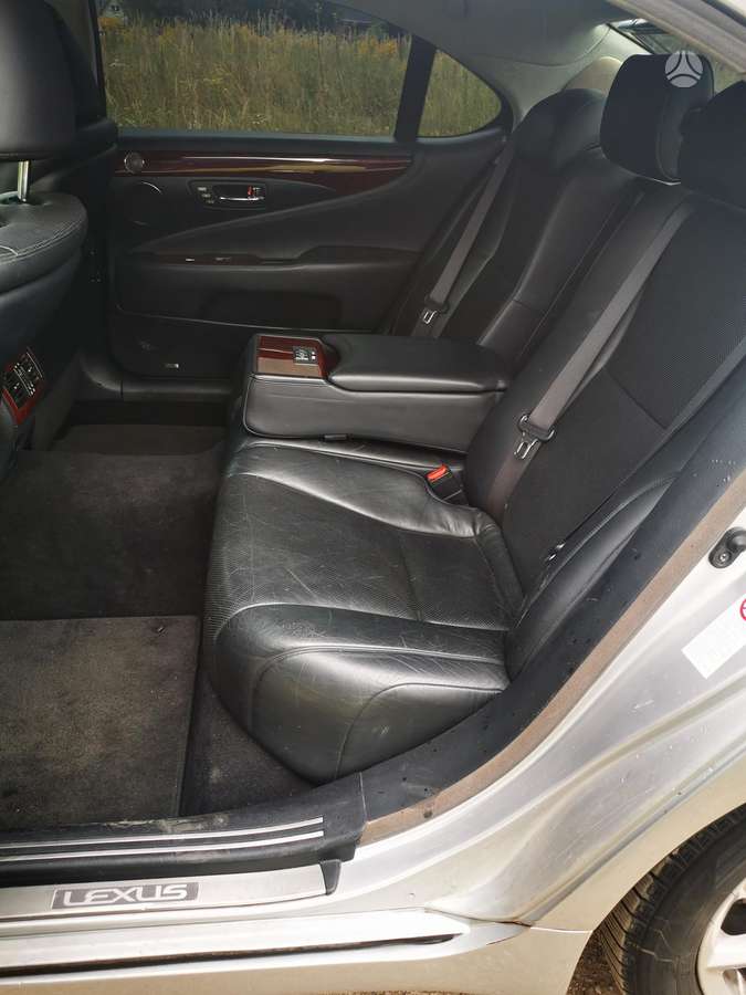 Lexus LS 460, 4.6 l., Седан