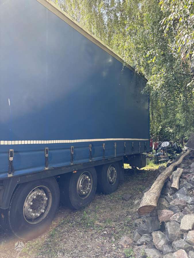 Krone SD, užuolaidinės / tentinės