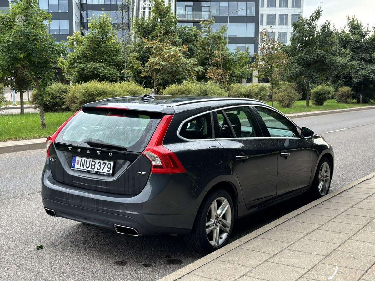Volvo V60, 2.0 l., Универсал