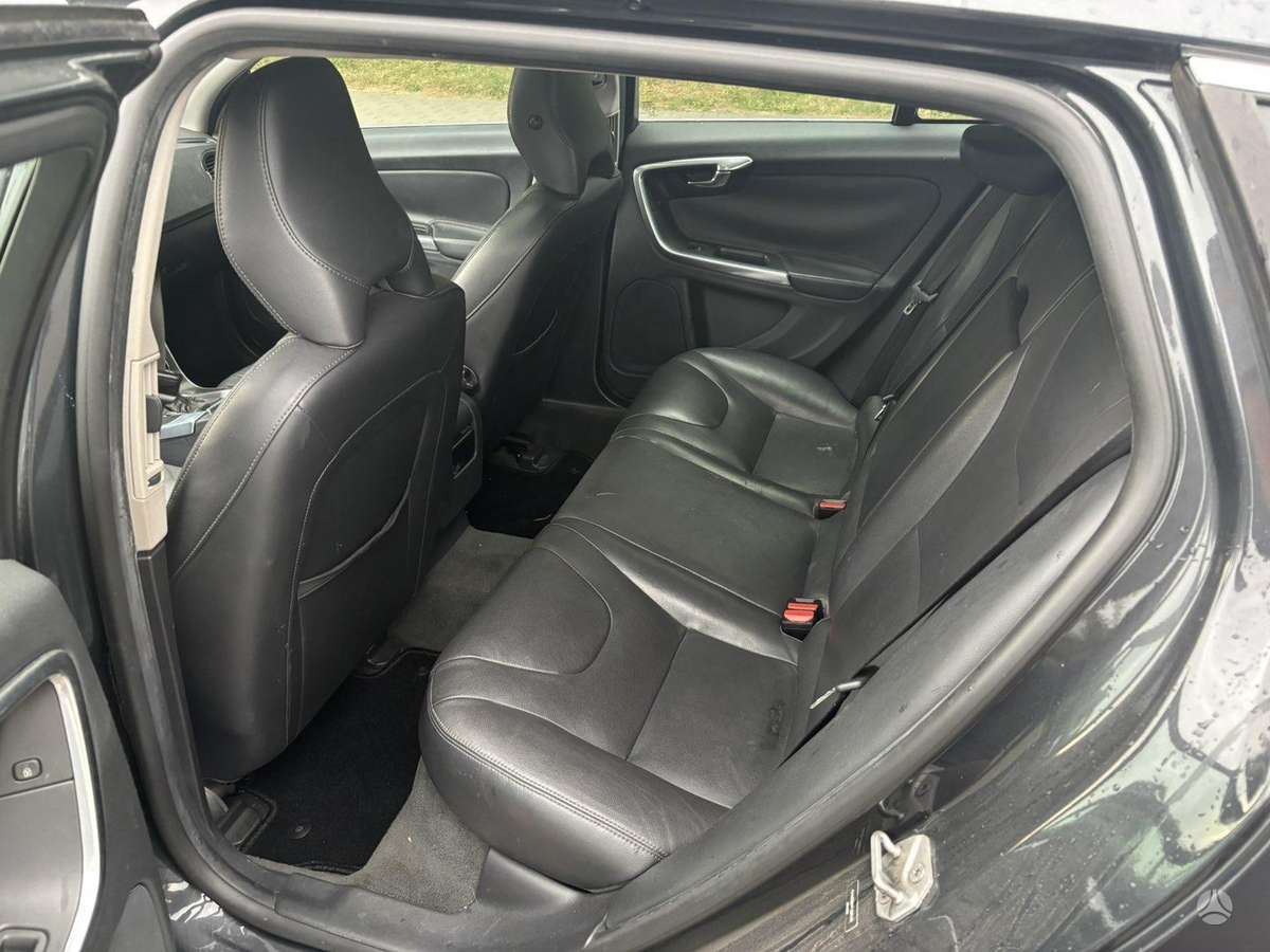 Volvo V60, 2.0 l., wagon