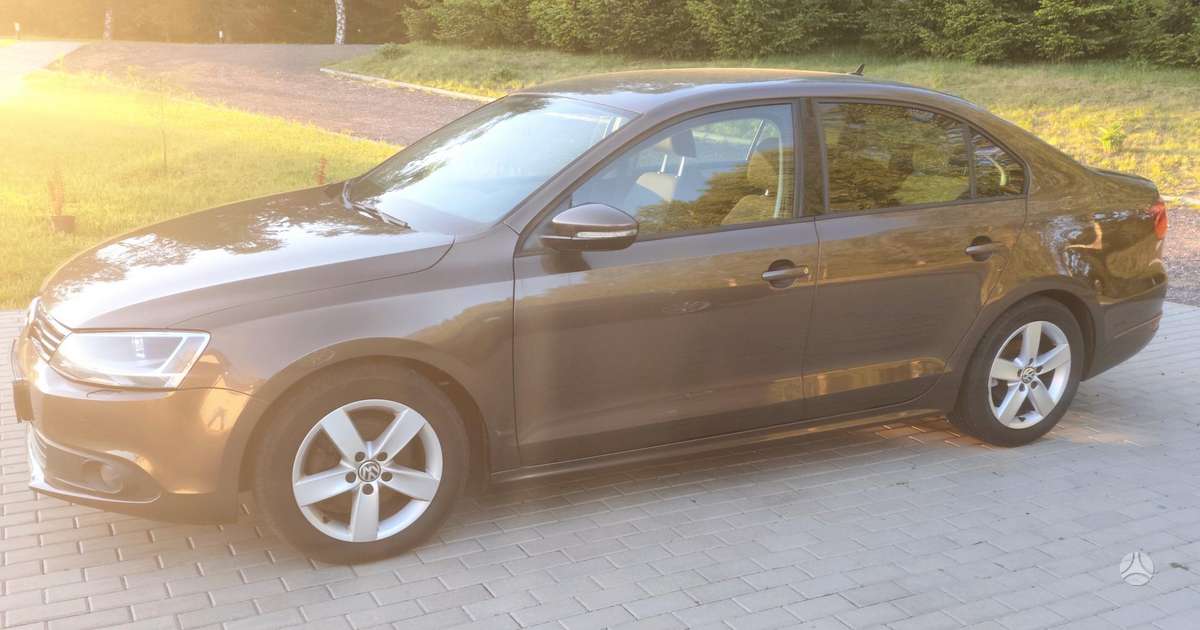 Volkswagen Jetta - 6