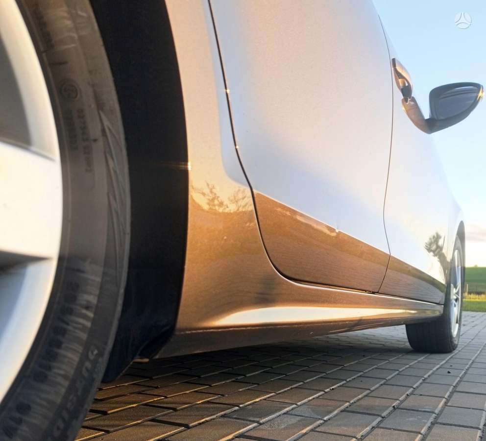 Volkswagen Jetta - 9