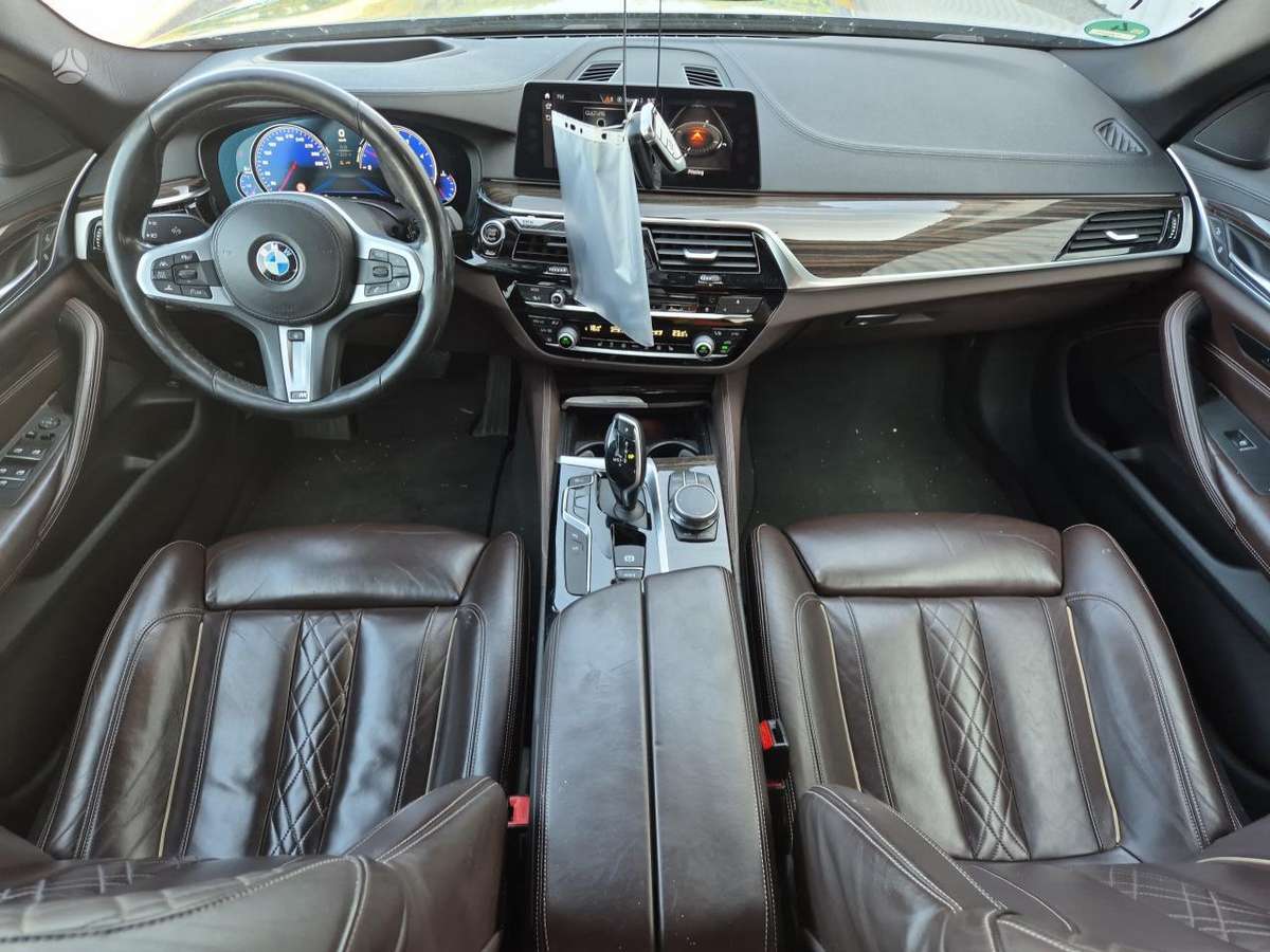 BMW 530, 3.0 l., Седан