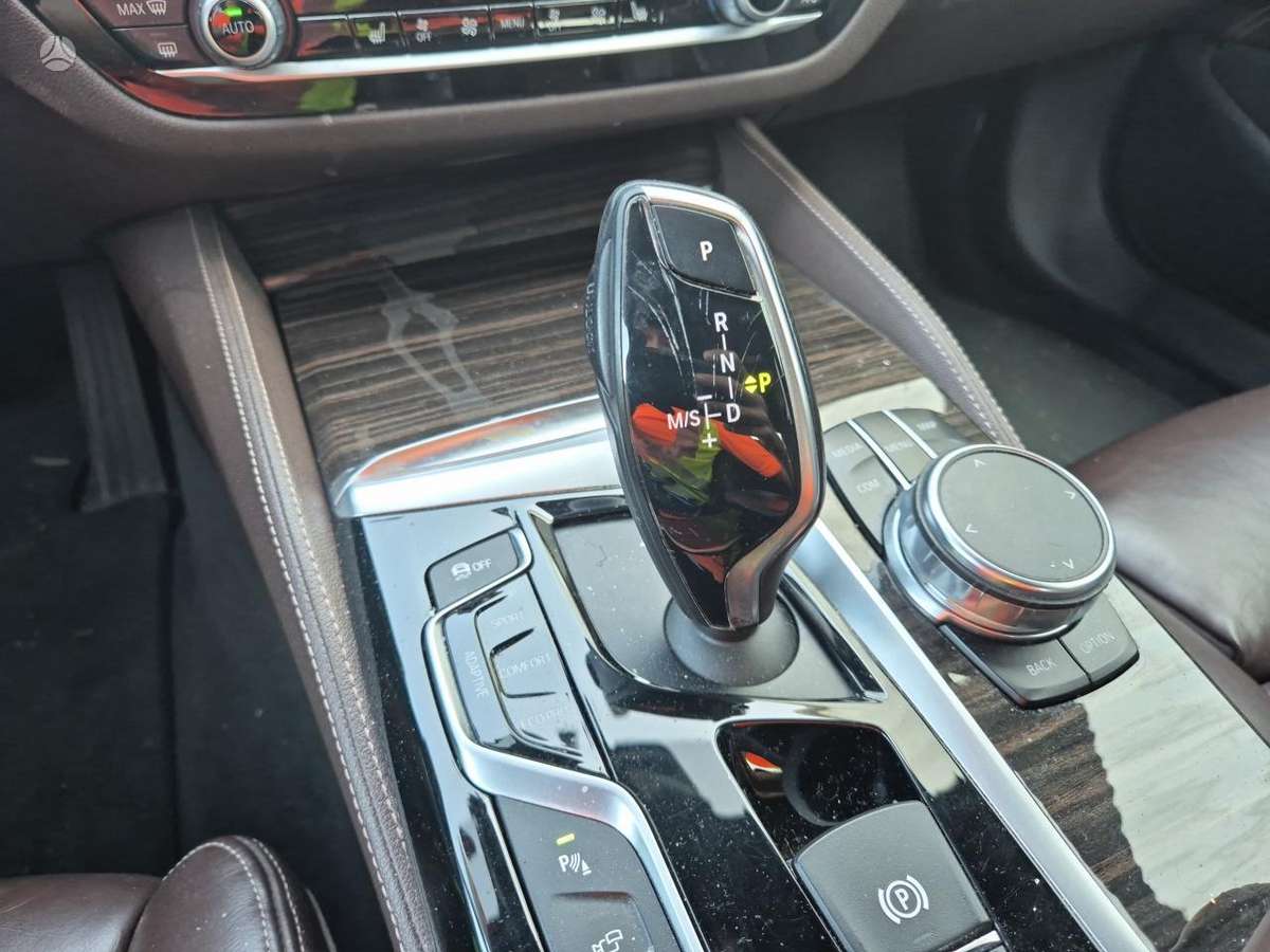 BMW 530, 3.0 l., Седан