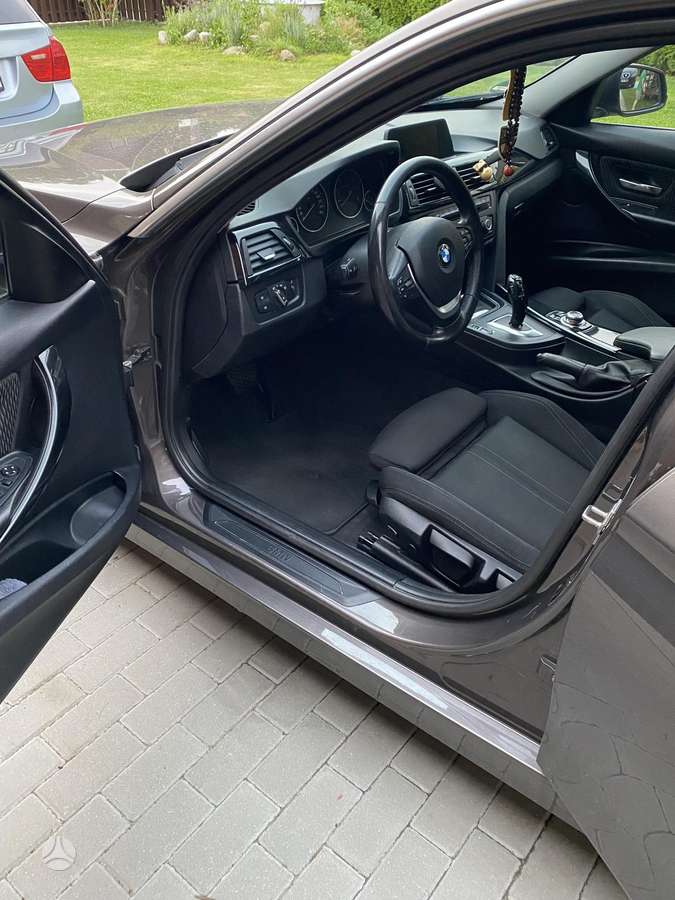 BMW 320, 2.0 l., wagon