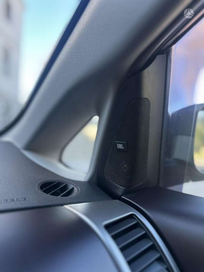 Toyota Prius - 6