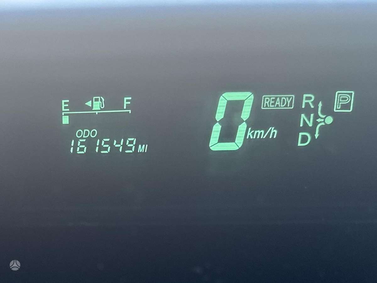 Toyota Prius - 12
