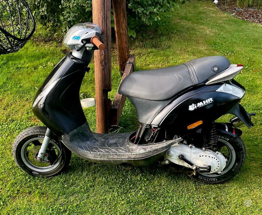 Piaggio Zip 49cc, scooters / mopeds