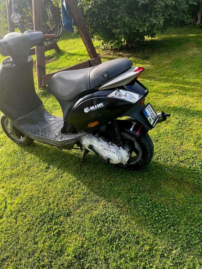 Piaggio Zip 49cc, scooters / mopeds