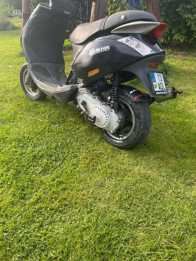 Piaggio Zip 49cc, scooters / mopeds