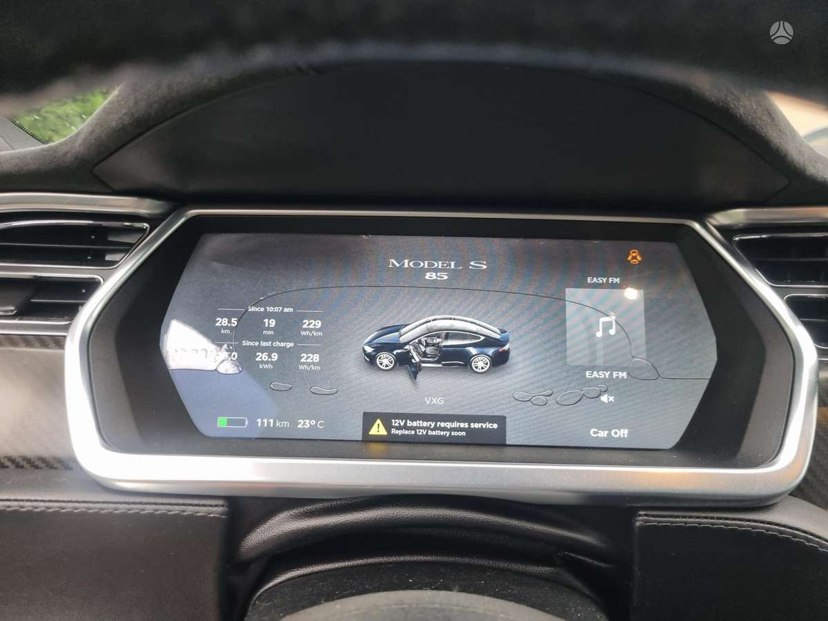 Tesla Model S, 85 kWh, hečbekas