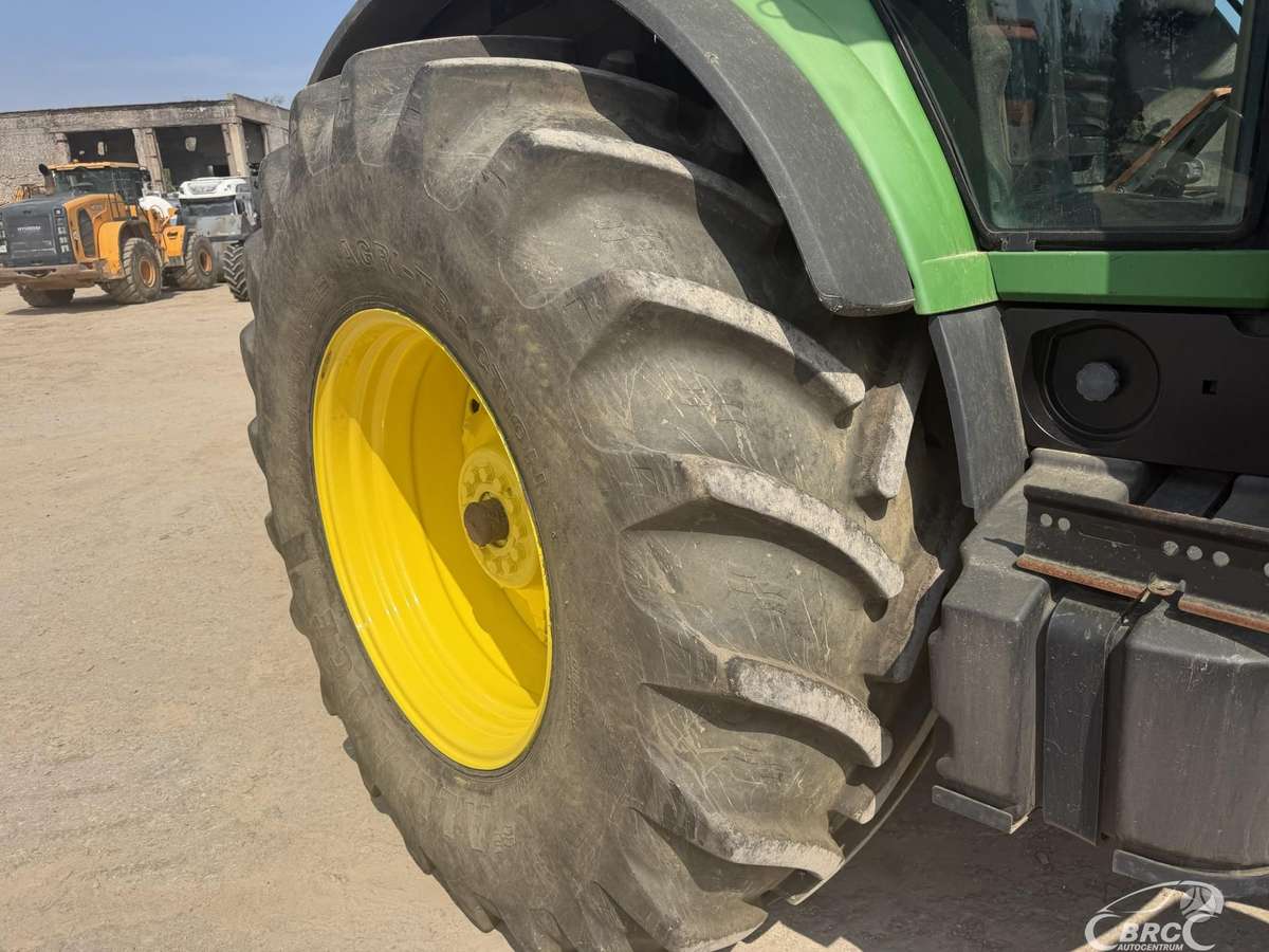 John Deere 7730, traktoriai