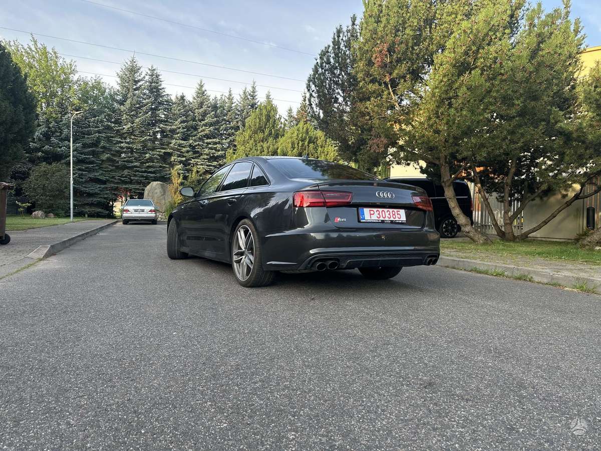Audi S6, 4.0 l., Седан