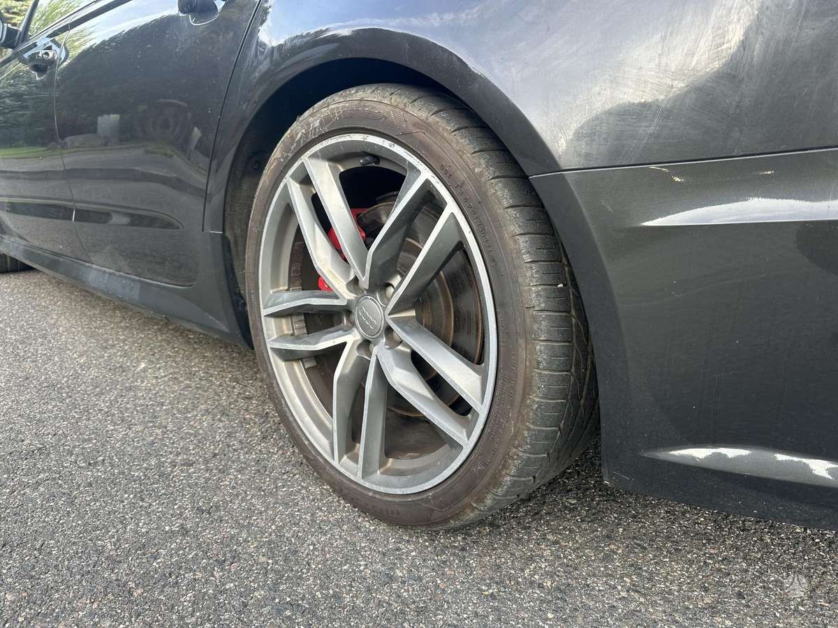 Audi S6, 4.0 l., Седан