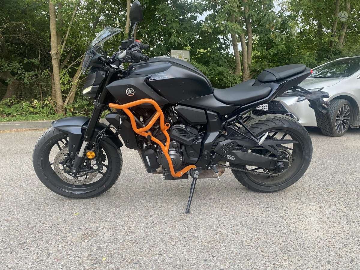 Yamaha MT 07 689cc, street / classic
