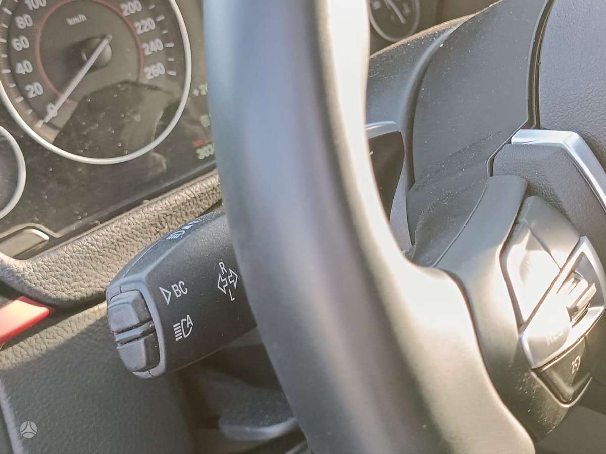BMW 320, 2.0 l., Седан