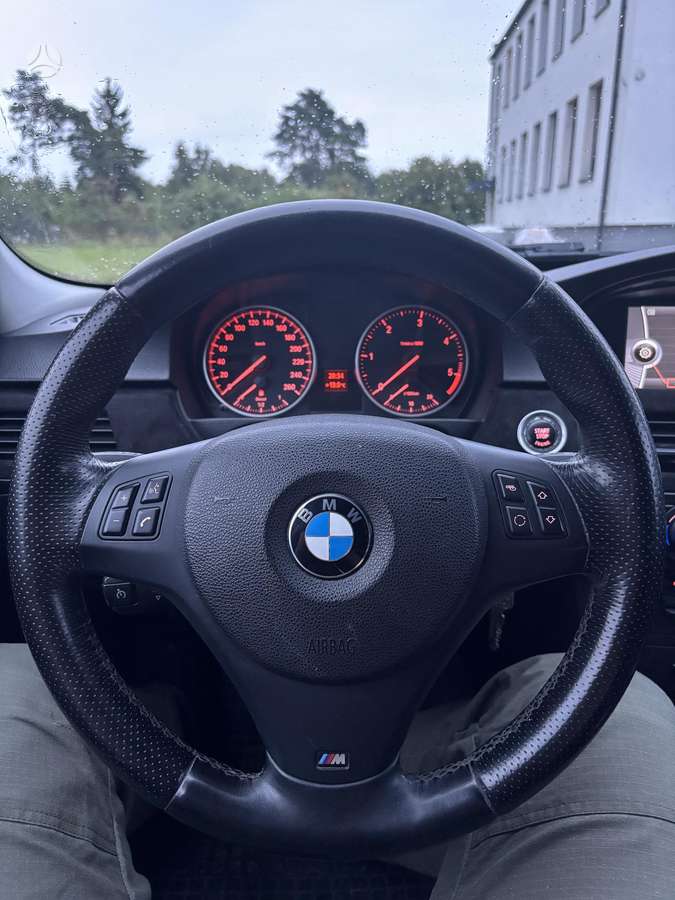BMW 318, 2.0 l., Универсал