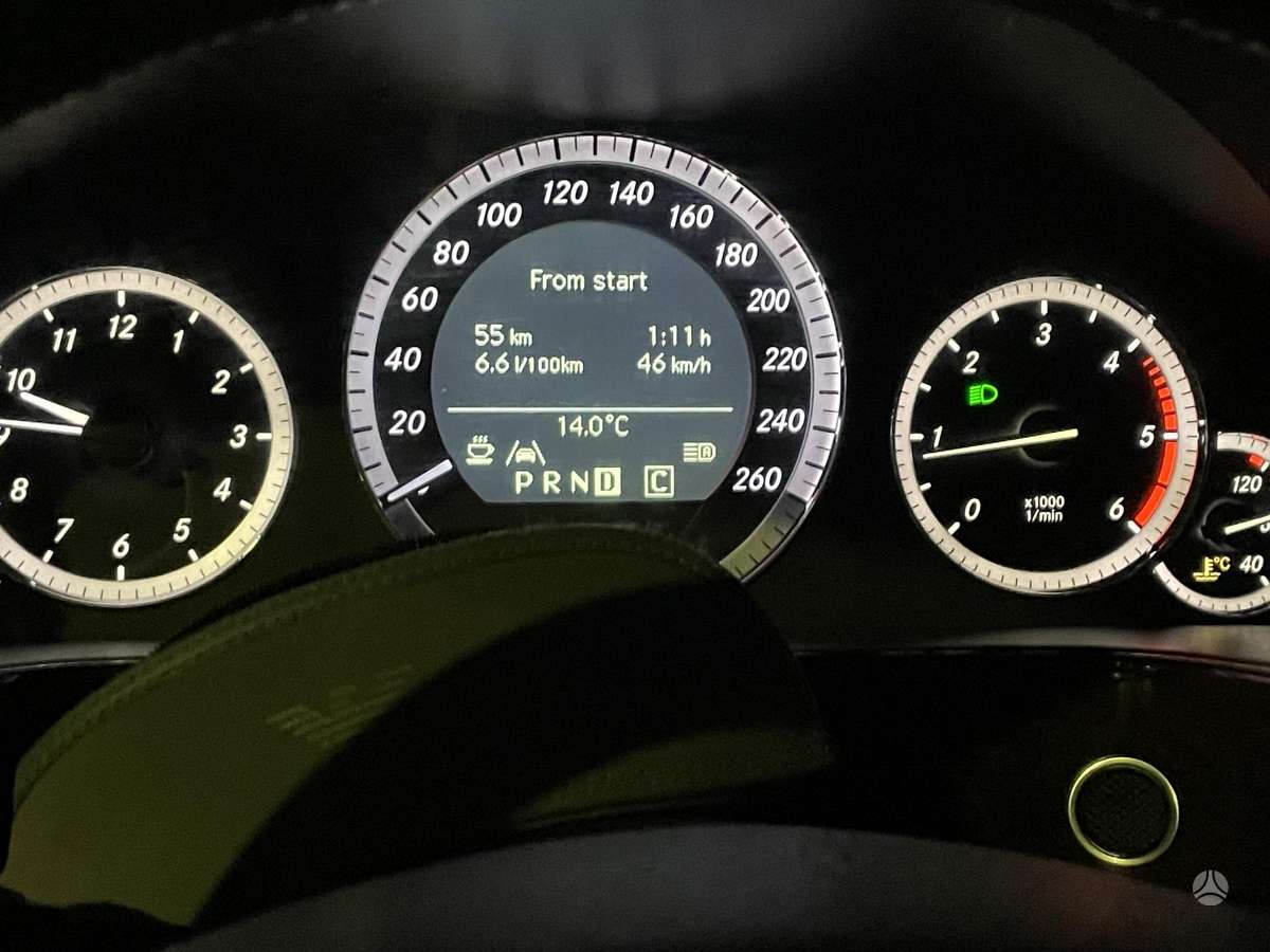 Mercedes-Benz E200, 2.1 l., Универсал